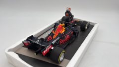 Minichamps Red Bull Racing RB16B Verstappen Winner France GP 2021 1/18 Serie Max Verstappen Webshop - foto 6