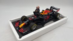 Minichamps Red Bull Racing RB16B Verstappen Winner France GP 2021 1/18 Serie Max Verstappen Webshop - foto 3