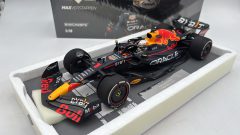Minichamps Oracle Red Bull Racing RB18 Verstappen Winner Canadian GP 2022 1/18 Serie Max Verstappen Webshop - scala 1:18