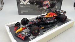 Minichamps Oracle Red Bull Racing RB18 Verstappen Winner Dutch GP 2022 1/18 - scala 1:18