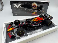 Minichamps Oracle Red Bull Racing RB18 Verstappen Winner Mexico GP 2022 1/18 - scala 1:18