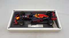 Minichamps Red Bull Racing Tag Heuer RB12 Verstappen 1st F1 Win Spanish GP 2016 1/18 - foto 4