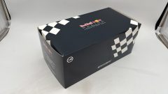 Minichamps Red Bull Racing Tag Heuer RB13 Verstappen Winner Mexican GP 2017 1/18 - foto 7
