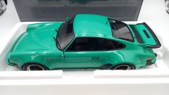 Minichamps Porsche 911 turbo 1977 1/12 - foto 3