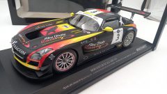 Mercedes Benz SLS AMG GT3 winner 12h Abu Dhabi 2013 1/18, confezione lievemente usurata - scala 1:18