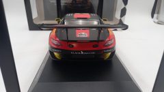 Mercedes Benz SLS AMG GT3 winner 12h Abu Dhabi 2013 1/18, confezione lievemente usurata - foto 4