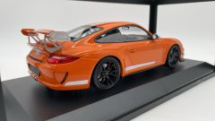 Minichamps Porsche 911 GT3 RS 4.0 2011 1/18 - foto 5