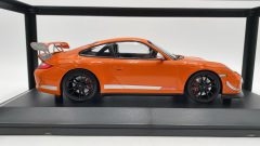 Minichamps Porsche 911 GT3 RS 4.0 2011 1/18 - foto 4