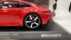 Minichamps Porsche 911 Carrera 2024 1/18 - foto 6