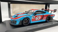 Minichamps Porsche 935/19 Herbert Motorsport Porsche Motorsport GT2 2019 1/18 - scala 1:18