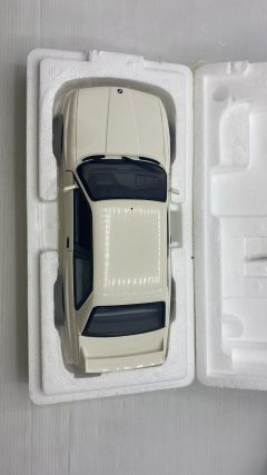 Minichamps BMW M3 Street 1987 1/18 - foto 3