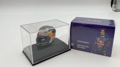 Minichamps casco helmet Arai Sebastian Vettel Suzuka 2009 1/8 - scala 1:8