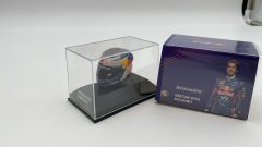 Minichamps Casco F1 Arai Helmet Sebastian Vettel Sepang 2010 1/8 - scala 1:8
