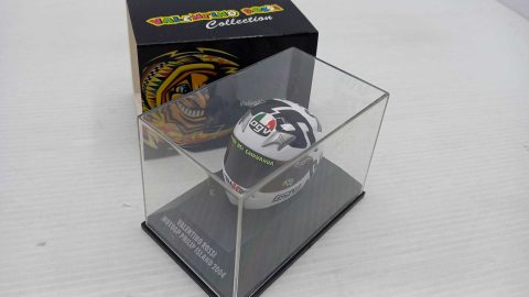 Minichamps casco helmet AGV V. Rossi Philip Island 2004 1/8