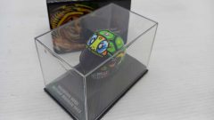Minichamps casco helmet AGV V. Rossi Mugello 2013 1/8 - scala 1:8