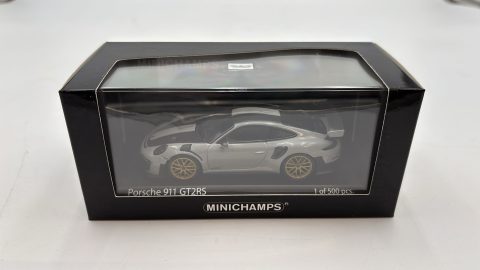 Minichamps Porsche 911 GT2RS 1/43