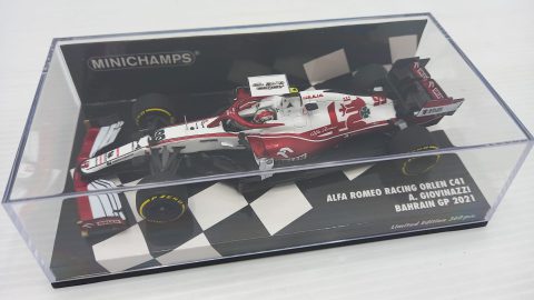 Minichamps Alfa Romeo Racing C41 A. Giovinazzi Bahrain GP 2021 1/43