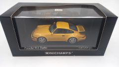 Minichamps Porsche 911 Turbo 1/43, lievissima fioritura della vernice della portiera destra - scala 1:43