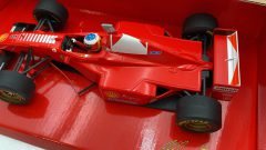 Minichamps Ferrari F 310B 1997 M. Schumacher 1/18 - foto 3