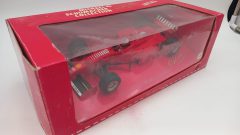 Minichamps Ferrari F310B M. Schumacher 1998 launch version 1/18, confezione lievemente usurata - foto 8