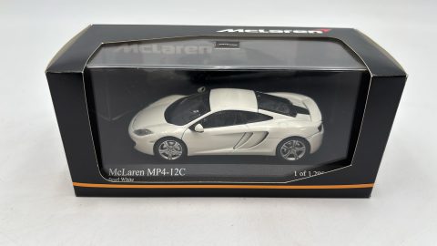 Minichamps McLaren MP4-12C 2011 1/43