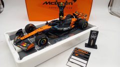 Minichamps McLaren MCL39 Lando Norris WC Abu Dhabi GP 2025 1/18 - scala 1:18