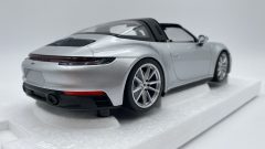 Minichamps Porsche 911 Targa 4 GTS 1/18 - foto 5