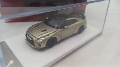 Motorhelix Nissan GT-R (R35) Track Edition Engineered by Nismo 2022 1/64 - foto 1