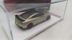 Motorhelix Nissan GT-R (R35) Track Edition Engineered by Nismo 2022 1/64 - foto 2