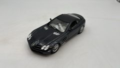 Motormax Mercedes-Benz SLR McLaren 1/24 senza scatola originale - scala 1:24