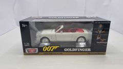 MotorMax 007 Goldfinger James Bond Collection 1964 1/2 Ford Mustang 1/24 - scala 1:24