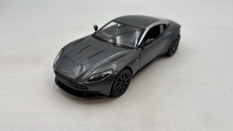 MotorMax Aston Martin DB11 1/24 senza scatola originale