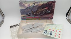 MPM Bell P-63A Kingcobra 1/48, aereo militare in kit di montaggio, confezione lievemente usurata - scala 1:48