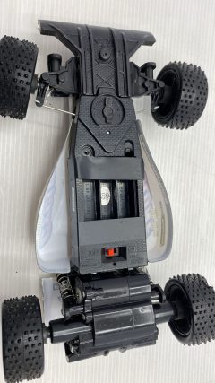 Motorama R/C Cyclone MK 2012 1/20 R/C, senza batterie, funzionamento non verificato, senza scatola originale, radiocomando non incluso - foto 3