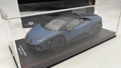 MR Collection Lamborghini Huracan Sterrato 1/18 Blu Grifo - scala 1:18