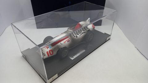 Maserati Model Maserati Tipo 420 M 58 Eldorado 1958 finish line 1/18, realizzata in collaborazione col Museo Panini Modena, lim. ed. 100 pz