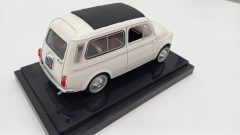 Metro Fiat 500 Giardiniera 1960 1/24, segni di colla sulla carrozzeria, mancante maniglia sinistra, senza scatola originale - foto 2