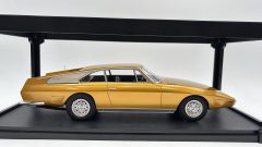 Maxima Ferrari 330GT 2+2 Navarro Special 1966 1/18 - foto 4