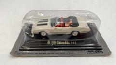 Oldsmobile 4-4-2 1970 1/43, scatola leggermente rovinata - scala 1:43