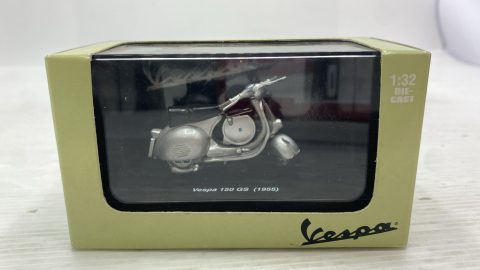 NewRay Vespa 150 GS 1955 1/32