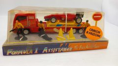 Nizzi camion assistenza Formula 1 1/32, con azionamento a frizione retrocarica, confezione usurata - scala 1:32