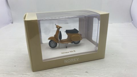 Norev Vespa 50 R Giallo Positano 1969 1/18