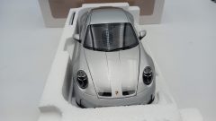 Norev Porsche 911 GT3 Touring 2025 1/18 - foto 2