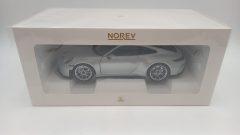 Norev Porsche 911 GT3 Touring 2025 1/18 - foto 7