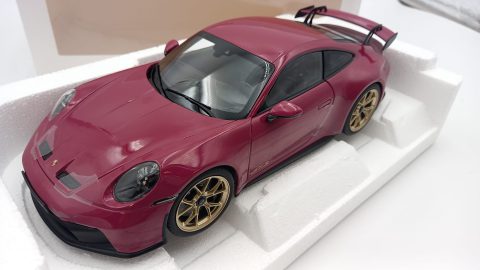 Norev Porsche 911 GT3 2021 1/18