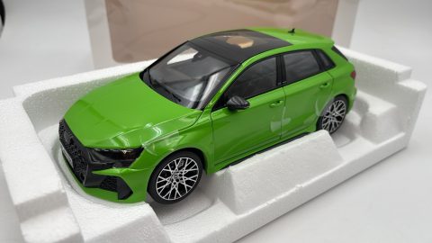 Norev Audi RS 3 2025 1/18