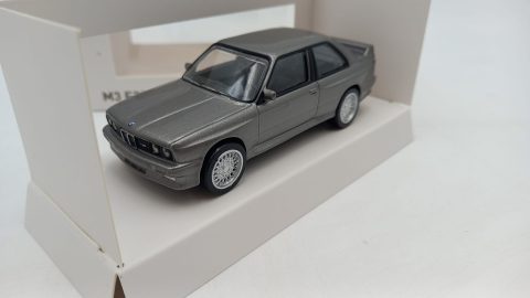 Norev BMW M3 E30 1986 1/43