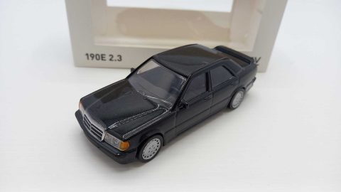 Norev Mercedes Benz 190 2.3 1984 1/43