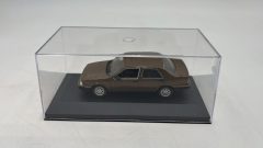 Norev Lancia Thema 1/43 senza scatola, manca specchio destro - scala 1:43