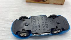 Norev Maserati sport 200/SI 1/43, scatola originale con segni di usura - foto 3